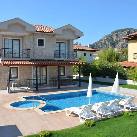 빌라 Stunning 4-bed Konak Private & Pool